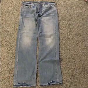 AE light wash jeans
